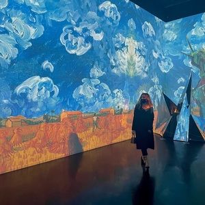 Meet your Posher, Harley